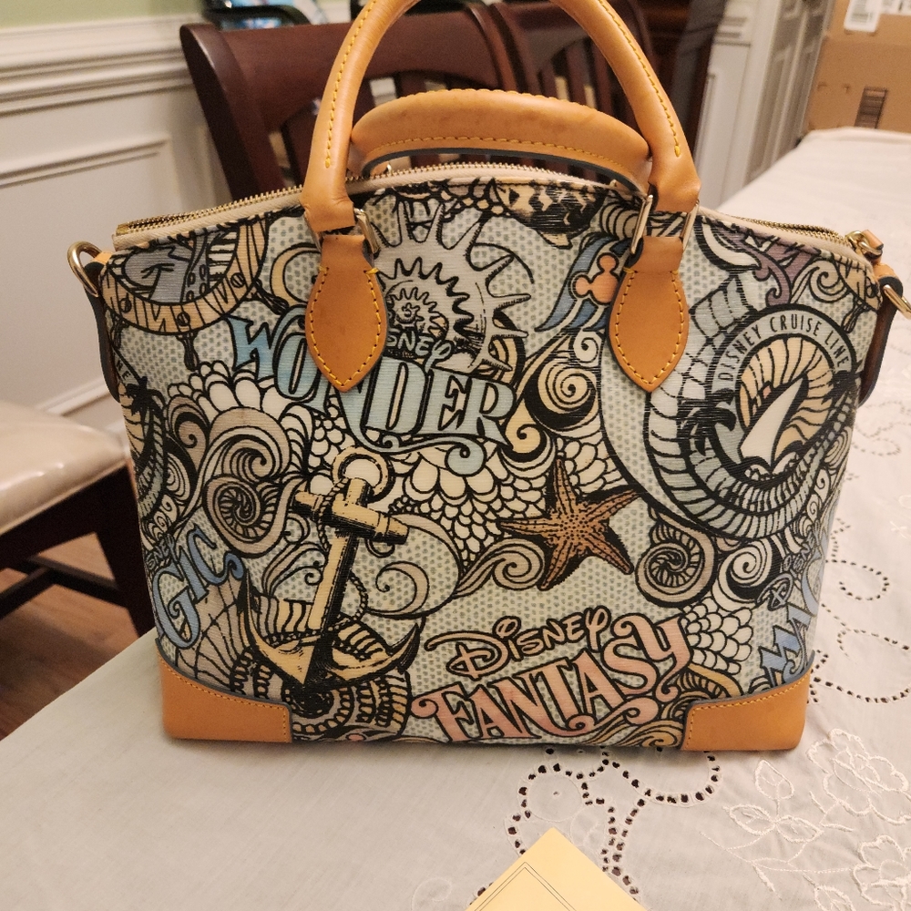 Disney Cruise Fantasy Inaugural Dooney and Bourke💕 - Picture 3 of 16